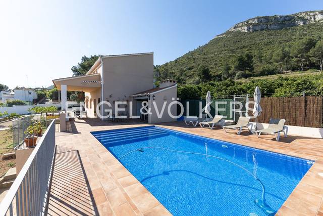 Casa-chalet en Alquiler en Corbera