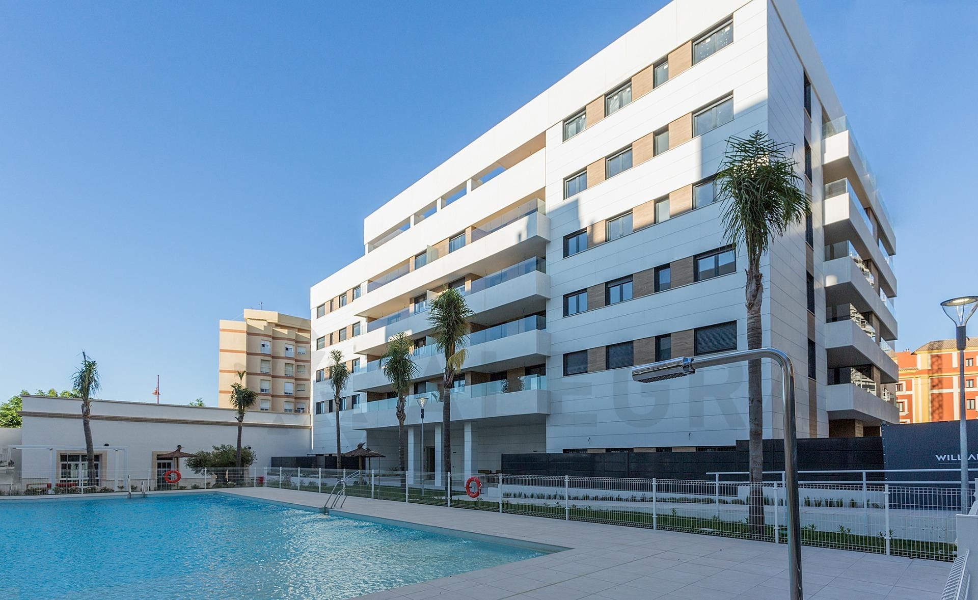 Exterior view of Flat for sale in Jerez de la Frontera  with Air Conditioner, Terrace and Community pool