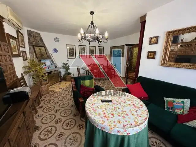 Sala d'estar de Casa o xalet en venda en Villamiel de Toledo amb Aire condicionat, Terrassa i Piscina