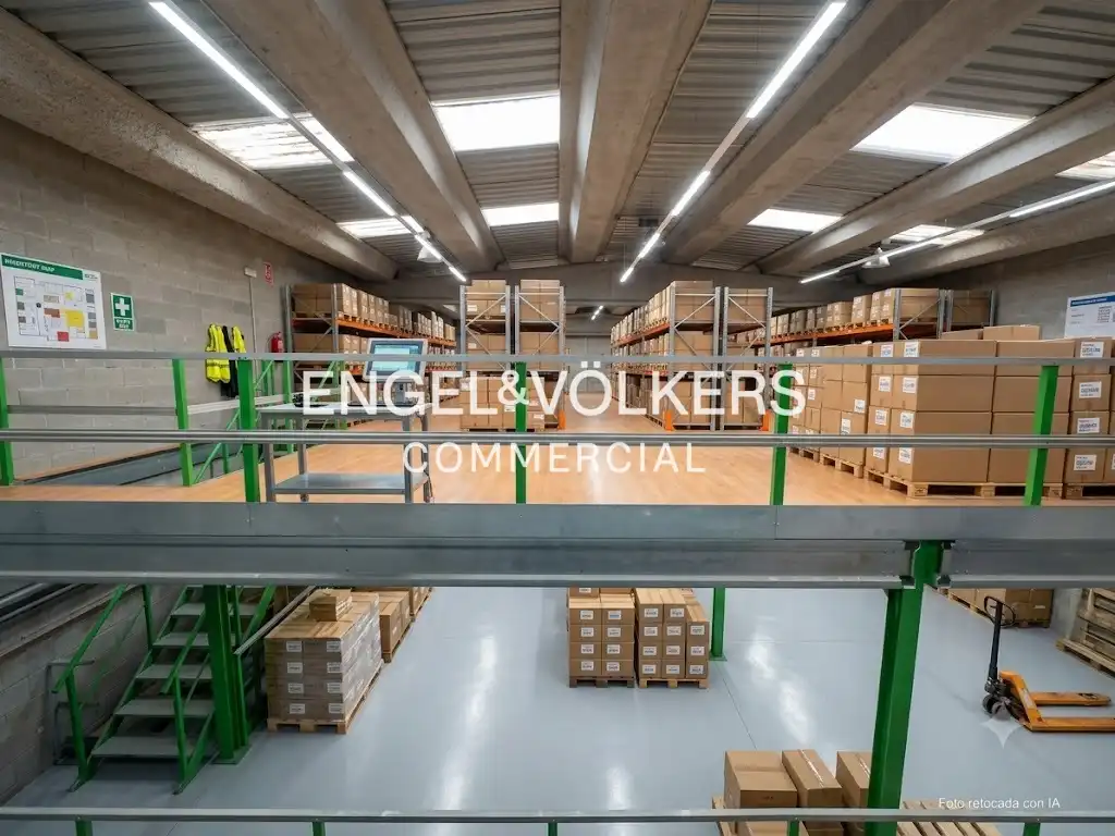 Nau industrial de lloguer en Sant Martí