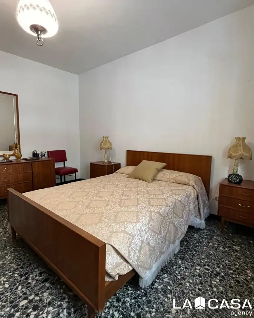 Bedroom of Flat for sale in Sevilla  with Heating, Private garden and Terrace