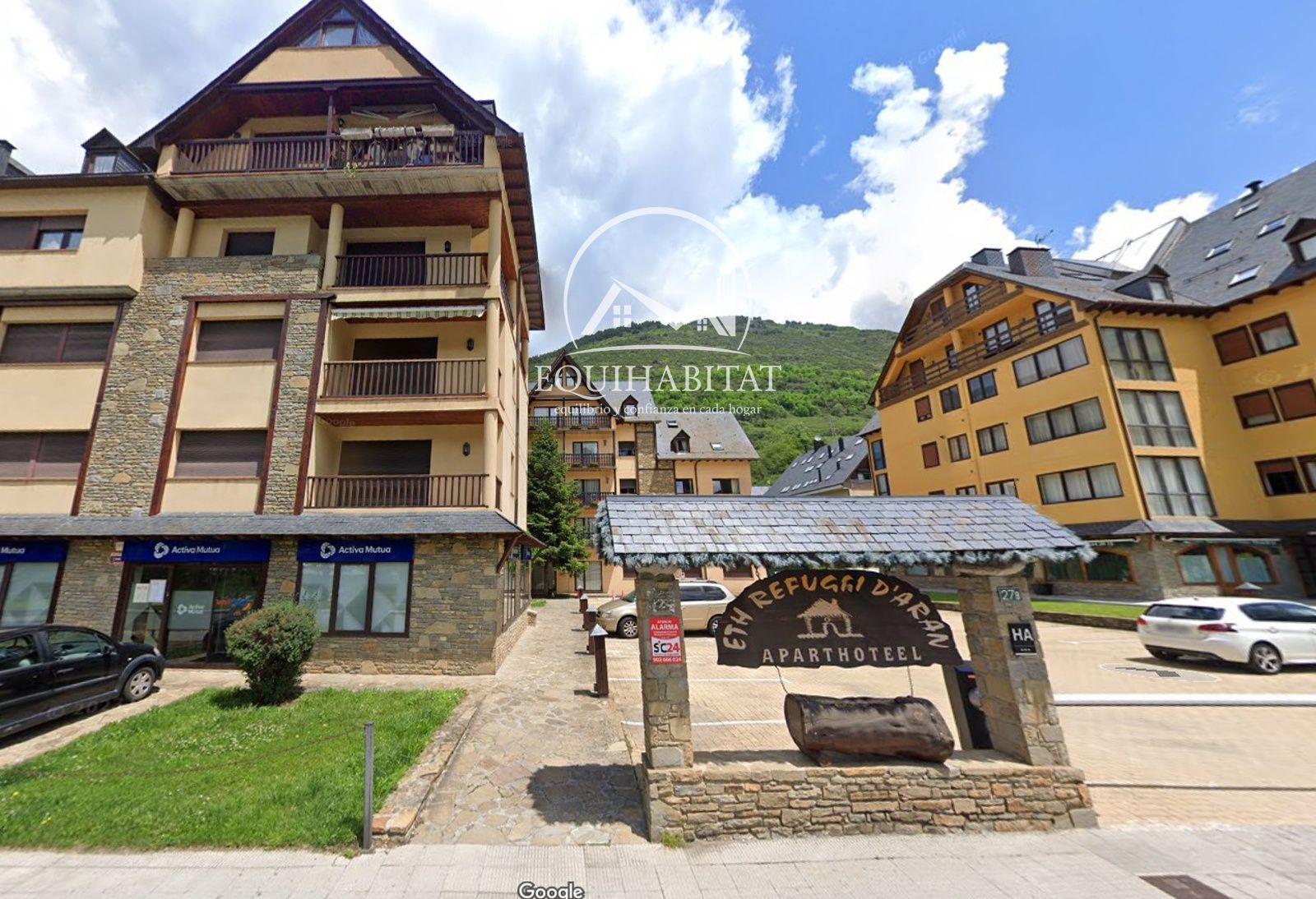 Exterior view of Attic for sale in Lles de Cerdanya  with Terrace and Storage room