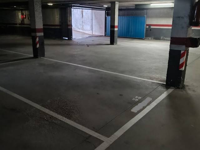 Garaje en Alquiler en Calle Desfiladero de la Hermida, 2 en El Natahoyo