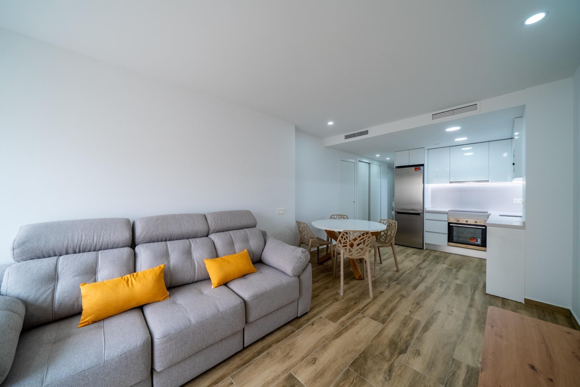 Sala d'estar de Apartament de lloguer en Alicante / Alacant amb Aire condicionat, Calefacció i Piscina comunitària