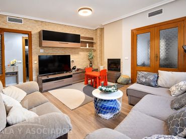 Chalet en venta en Roldán
