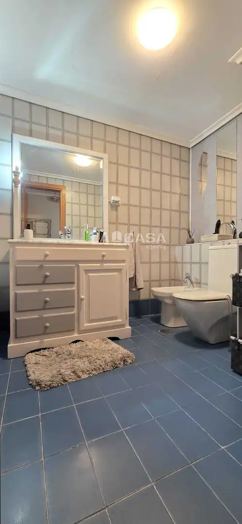 Baño de Piso en venta en Valladolid con Calefacción y Trastero