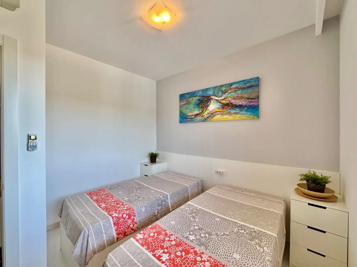 Dormitori de Apartament en venda en Orihuela amb Jardí privat, Traster i Piscina