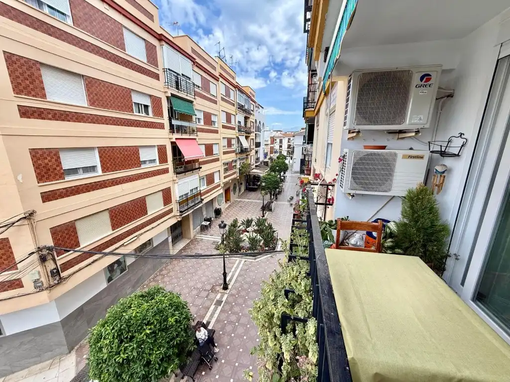 Vista exterior de Pis en venda en Vélez-Málaga amb Aire condicionat i Terrassa