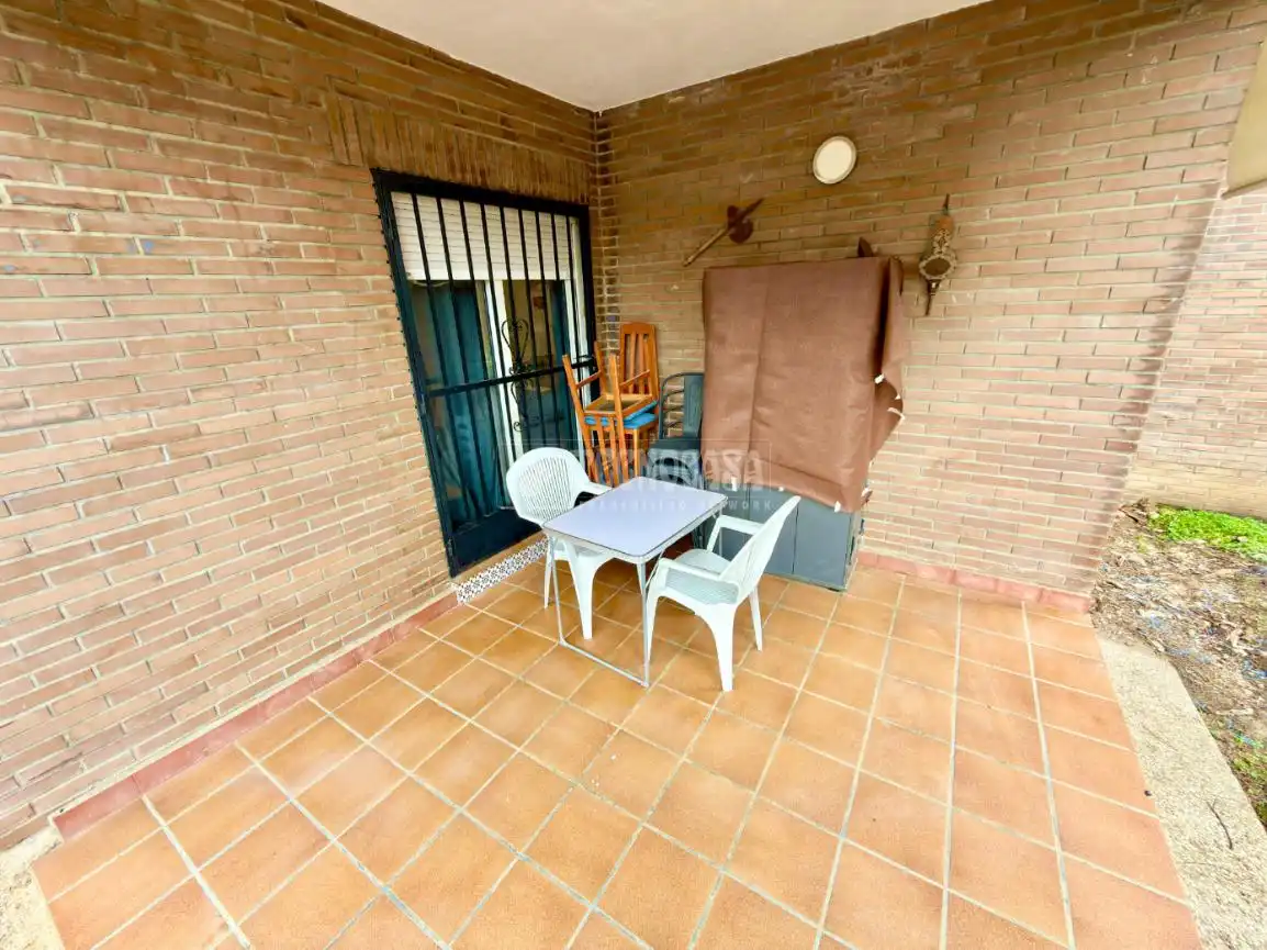 Terrassa de Casa adosada en venda en Valdeaveruelo amb Aire condicionat i Calefacció
