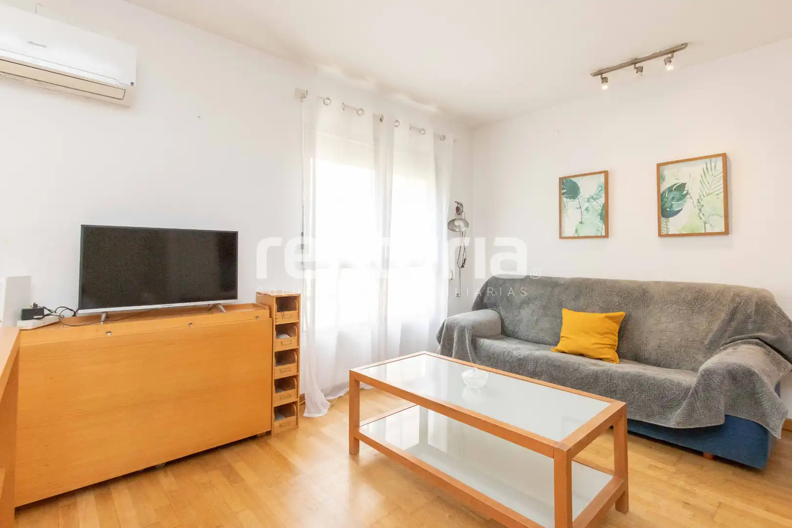 Sala d'estar de Pis de lloguer en Valencia amb Aire condicionat, Calefacció i Parquet
