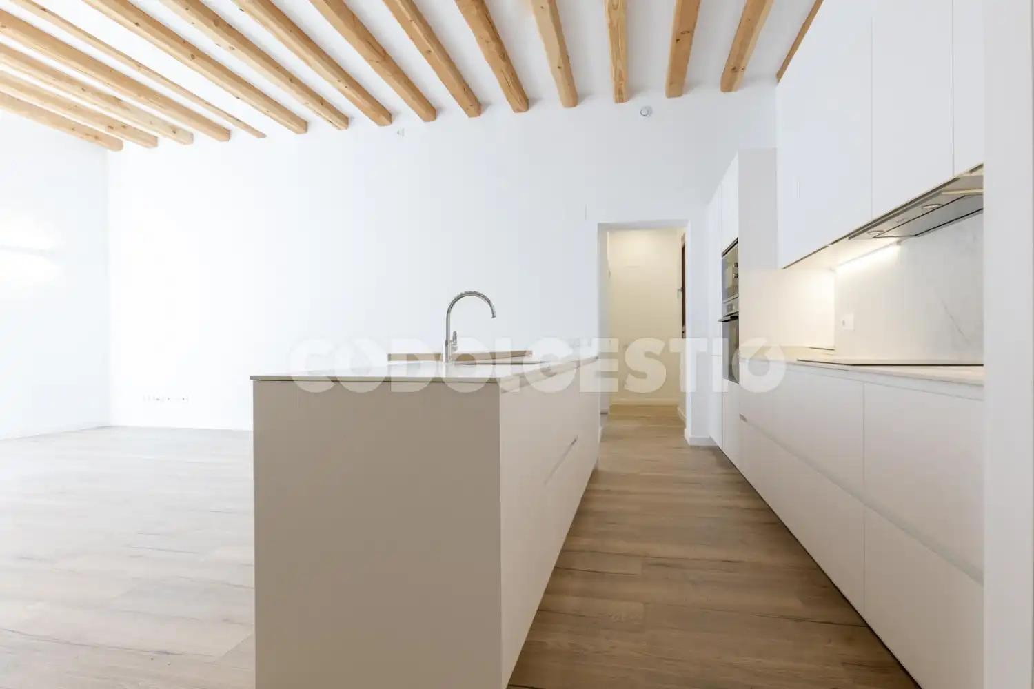 Cocina de Piso de alquiler en Vic con Balcón