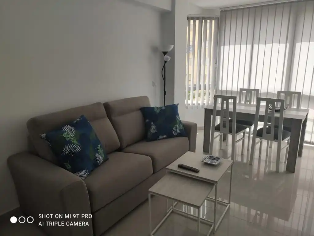 Sala de estar de Piso de alquiler en Algarrobo con Aire acondicionado