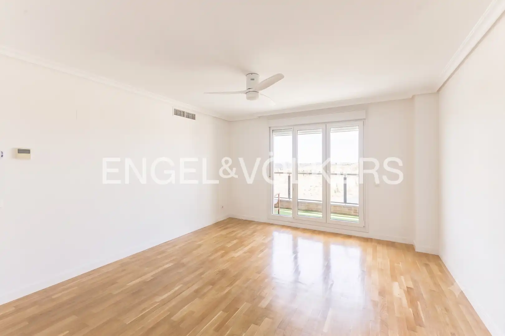 Sala de estar de Piso en venta en Madrid con Aire acondicionado, Calefacción y Parquet