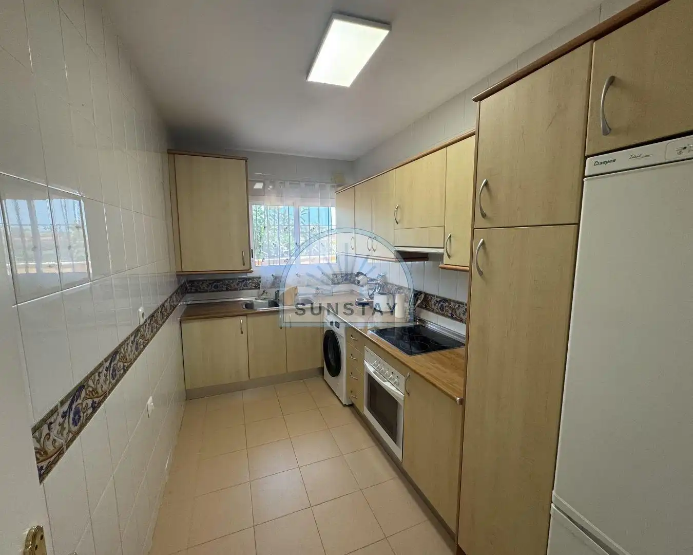 Cuina de Apartament de lloguer en Marbella amb Aire condicionat, Calefacció i Terrassa