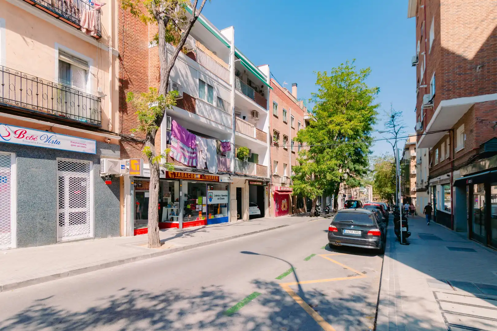 Außenansicht von Erdgeschoss zum Verkauf in Madrid mit Heizung