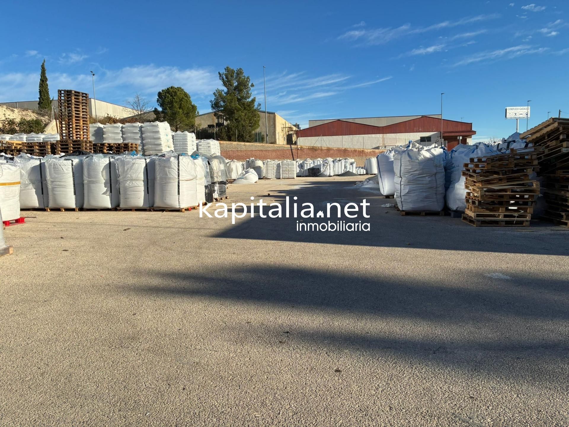 Industrial buildings for sale in Aielo de Malferit