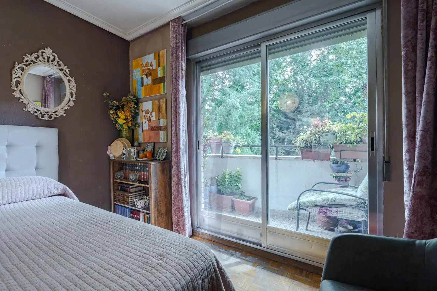 Bedroom of Flat for sale in San Sebastián de los Reyes  with Heating, Parquet flooring and Terrace