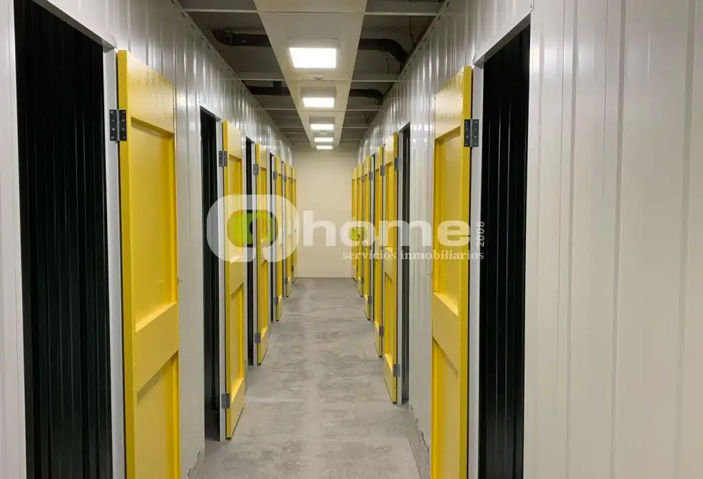 Storage room for rent in Zamora Capital   with Alarm