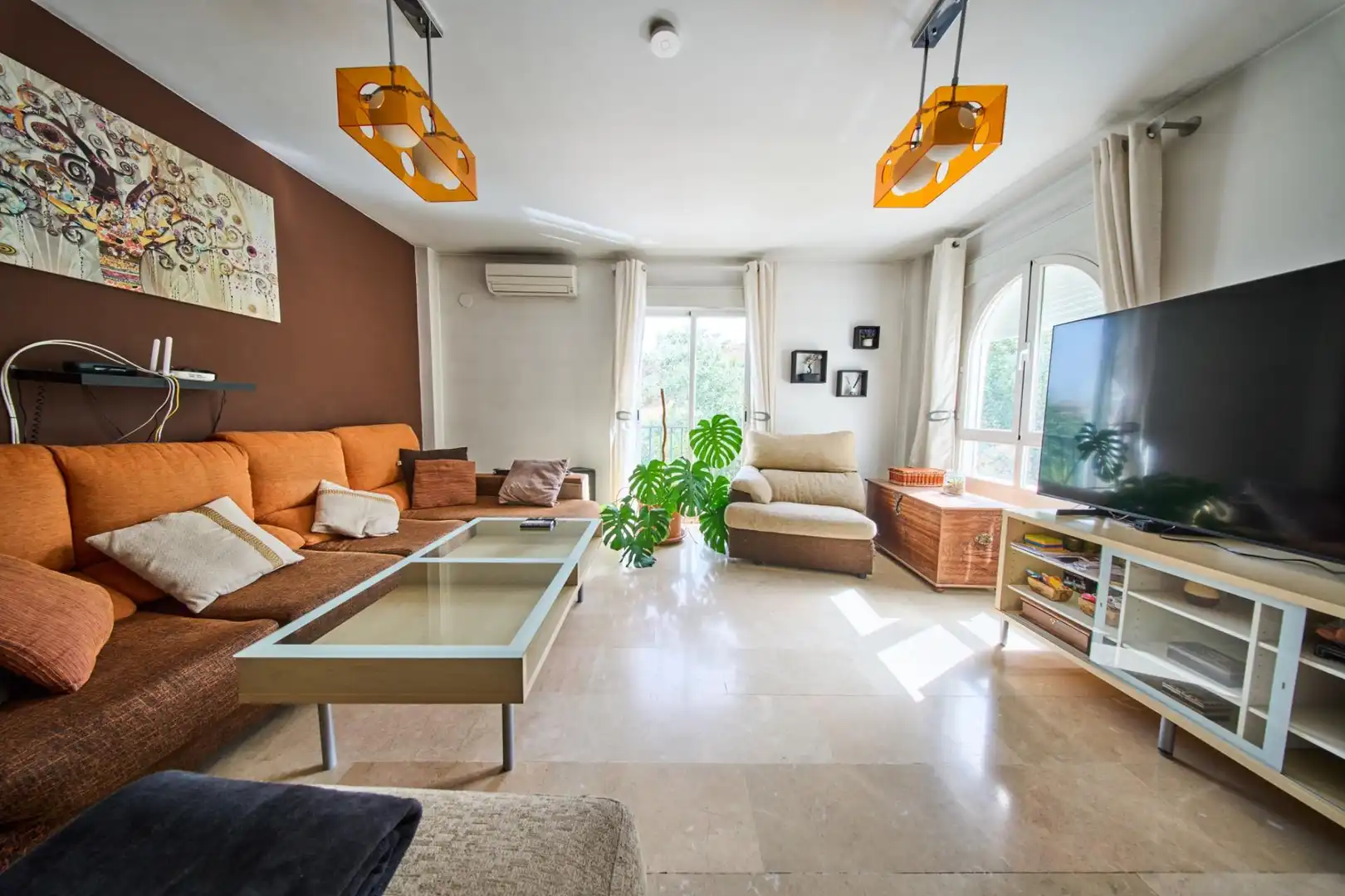 Sala d'estar de Casa o xalet en venda en Gójar amb Calefacció, Jardí privat i Terrassa