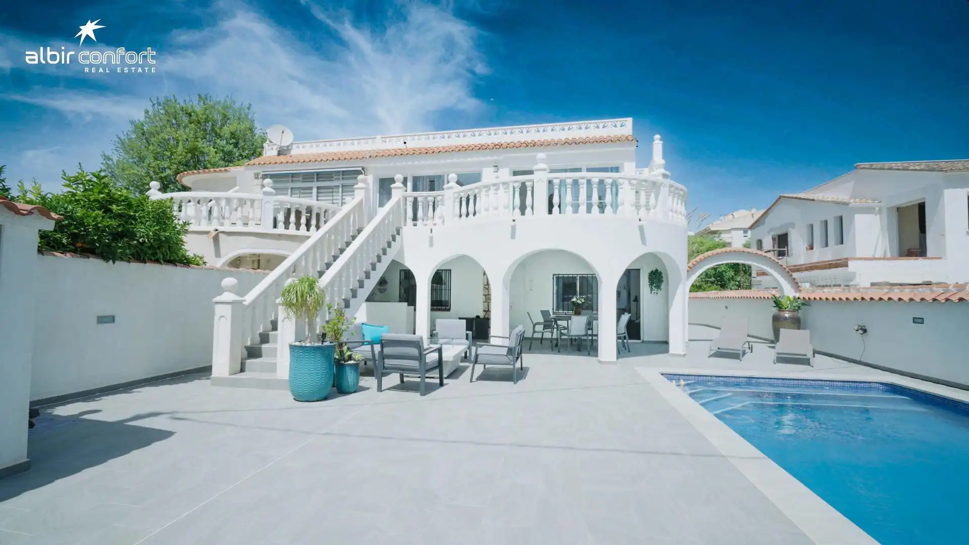 Maison jumelée avec piscine à vendre à L'Albir