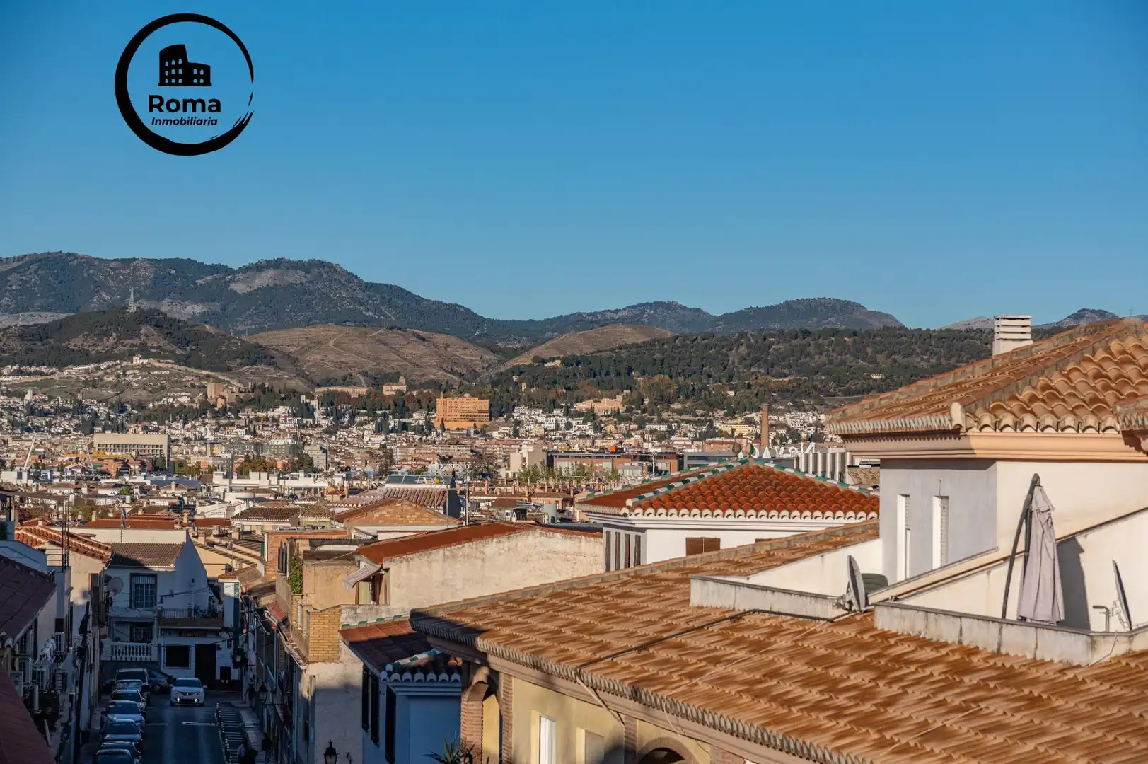 Exterior view of Attic for sale in Armilla  with Terrace, Storage room and Furnished