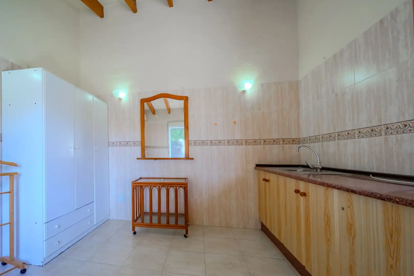 Cuina de Finca rústica en venda en Daya Vieja amb Terrassa i Piscina