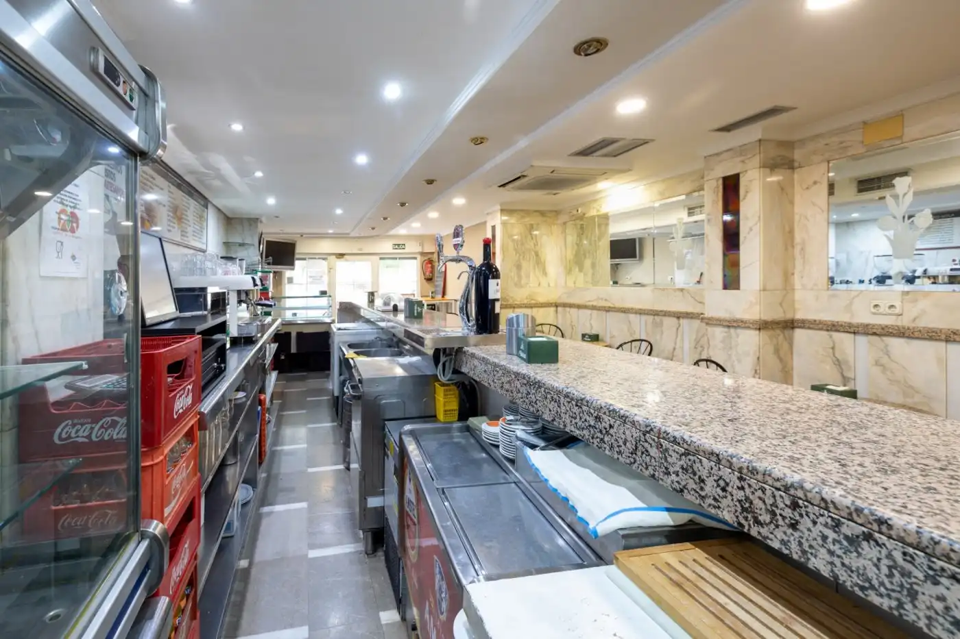 Local en venta en Granada con Aire acondicionado y Amueblado