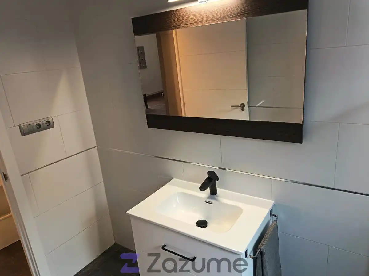 Baño de Casa o chalet de alquiler en Cabañas de Yepes con Calefacción, Trastero y Amueblado