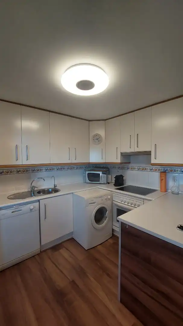 Cuina de Apartament en venda en La Manga del Mar Menor amb Terrassa, Moblat i Forn