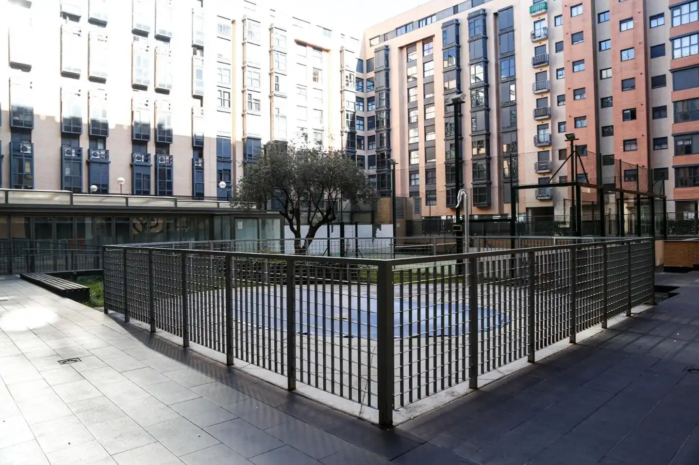 Vista exterior de Estudi en venda en Madrid amb Aire condicionat, Calefacció i Traster