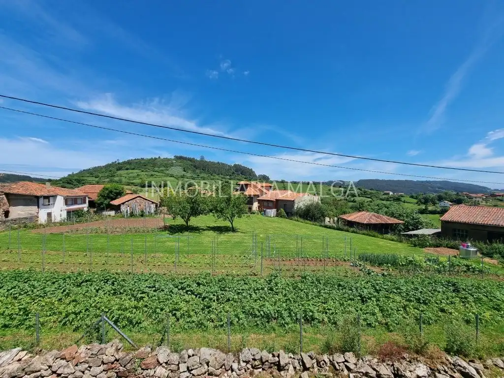 Casa o xalet en venda en Colunga amb Jardí privat