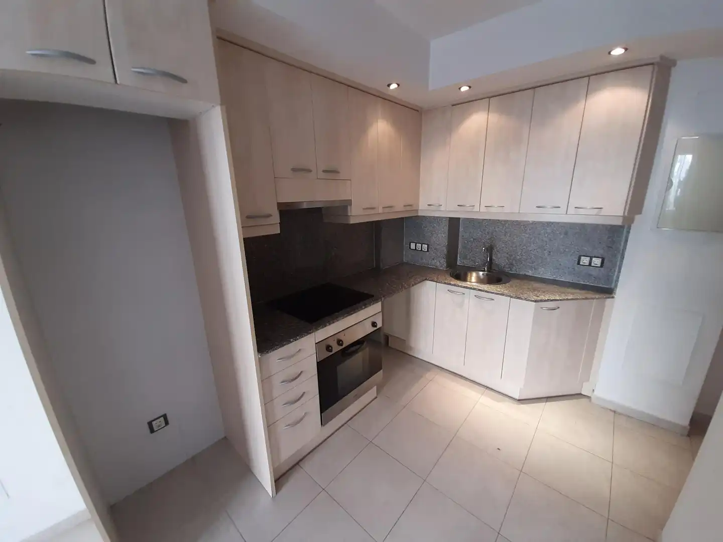 Duplexes for sale in Centre