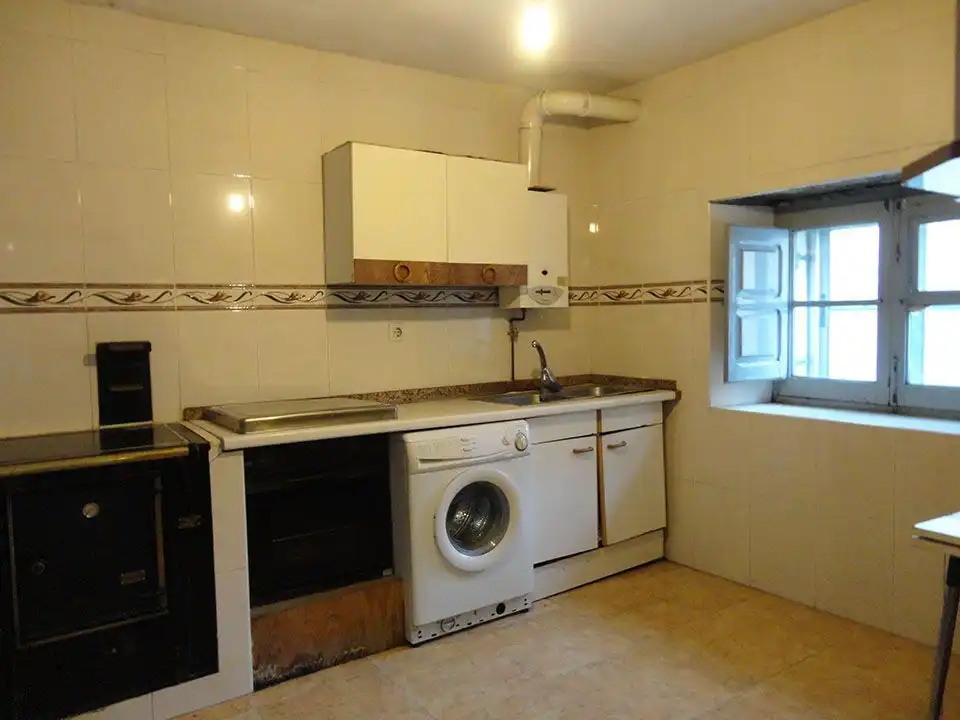 Kitchen of Houses for sale in Quintanar de la Sierra  with Heating