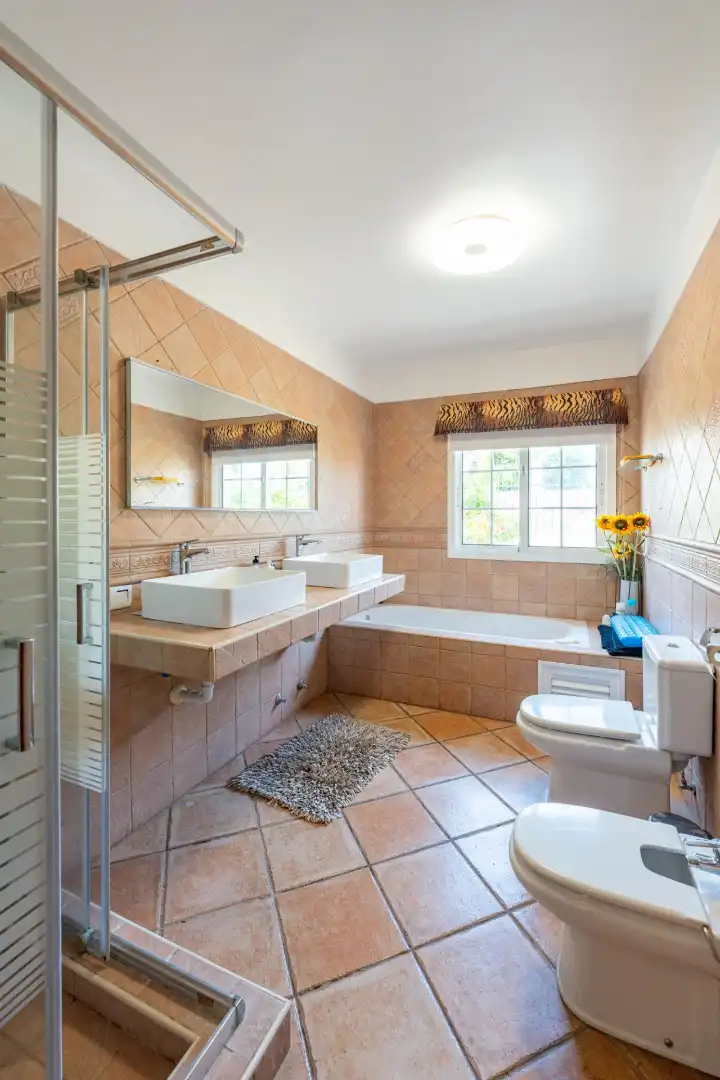 Bathroom of Houses for sale in San Miguel de Abona  with Air Conditioner, Private garden and Terrace