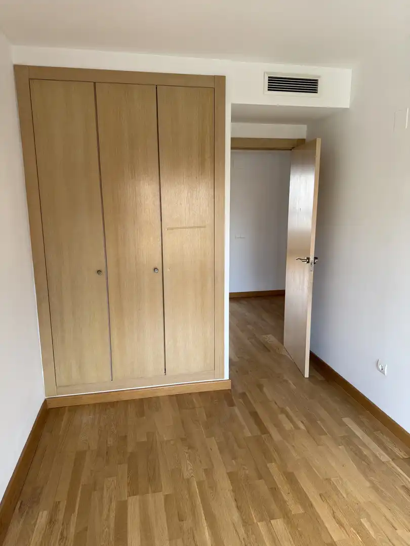 Dormitori de Pis en venda en Torrent amb Aire condicionat, Calefacció i Jardí privat