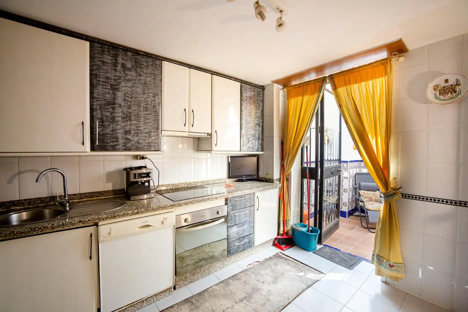 Kitchen of Houses for sale in Córdoba  with Air Conditioner, Heating and Terrace