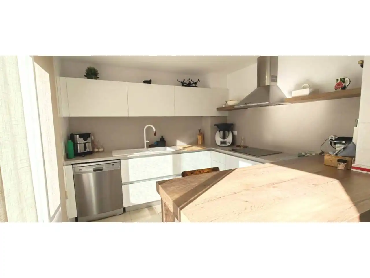 Cocina de Casa o chalet en venta en Sarrià de Ter con Aire acondicionado, Calefacción y Jardín privado