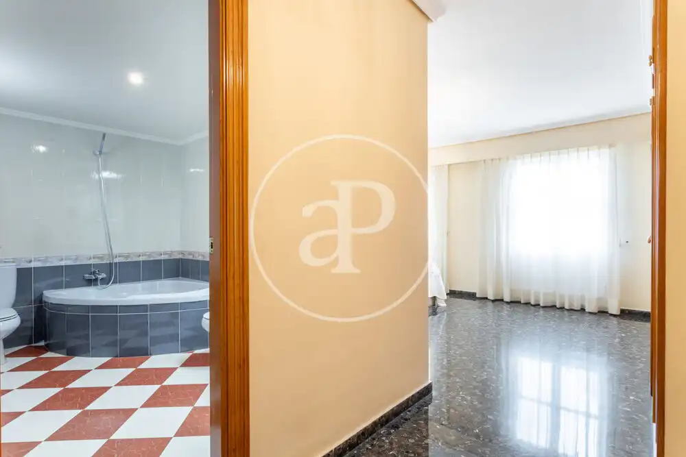 Dúplex de alquiler en Burjassot con Aire acondicionado, Calefacción y Amueblado
