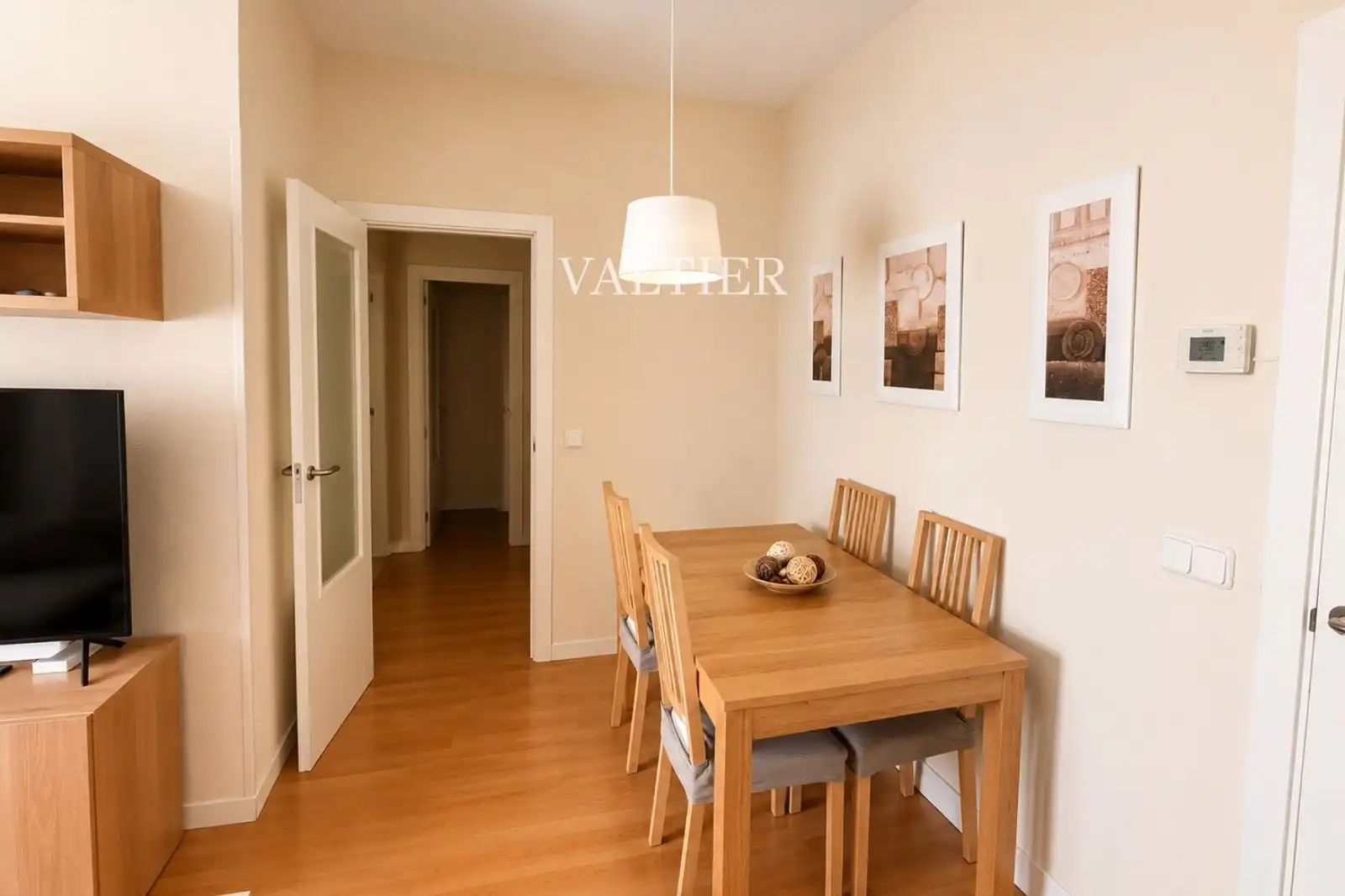 Comedor de Ático de alquiler en Madrid con Aire acondicionado y Amueblado