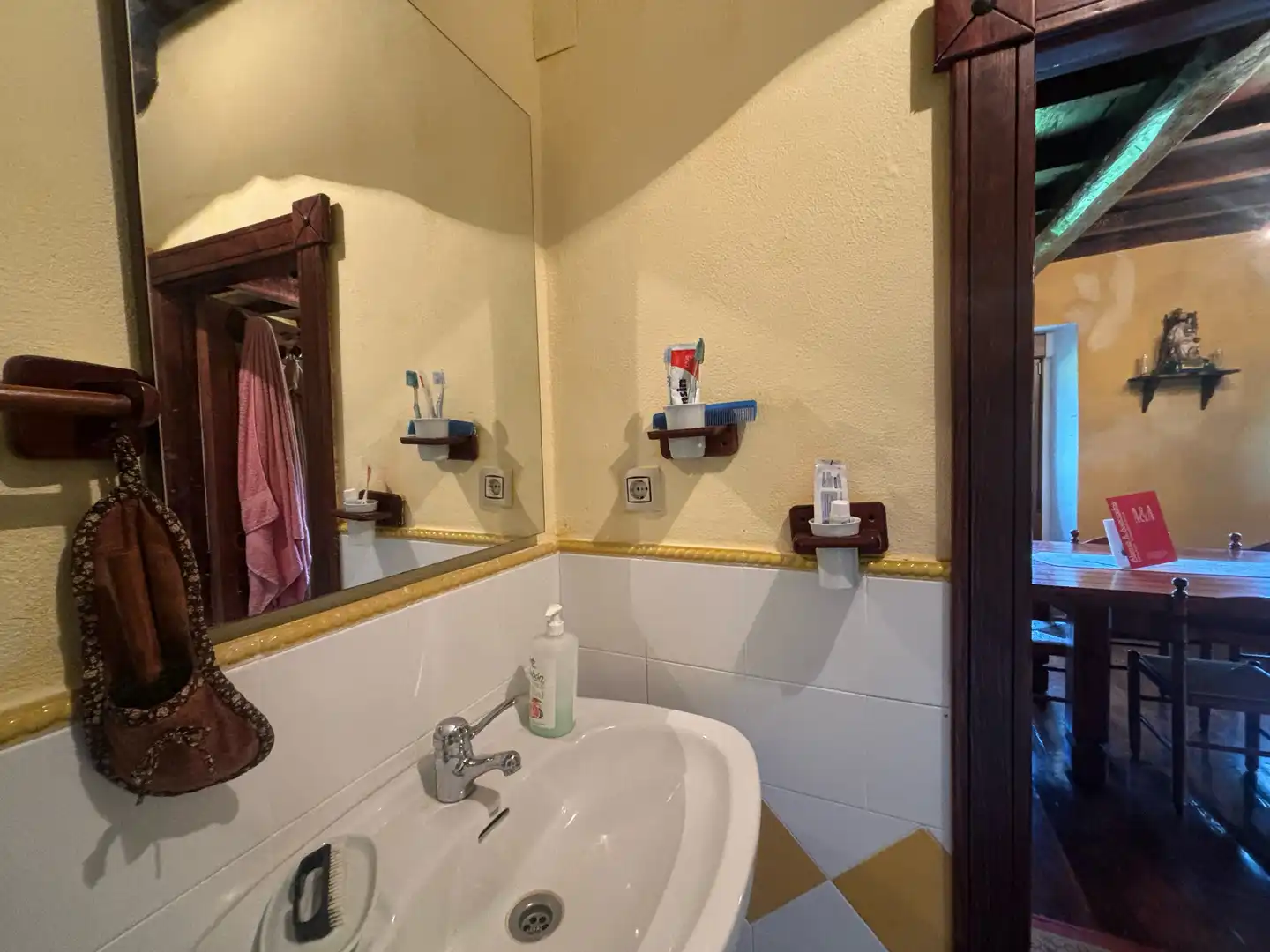 Baño de Finca rústica en venta en Tineo con Jardín privado, Parquet y Terraza