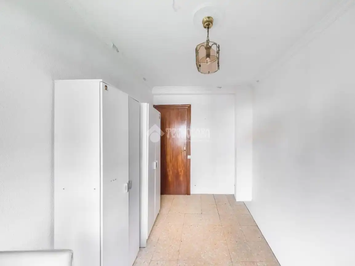 Habitación de Piso en venta en Leganés con Calefacción