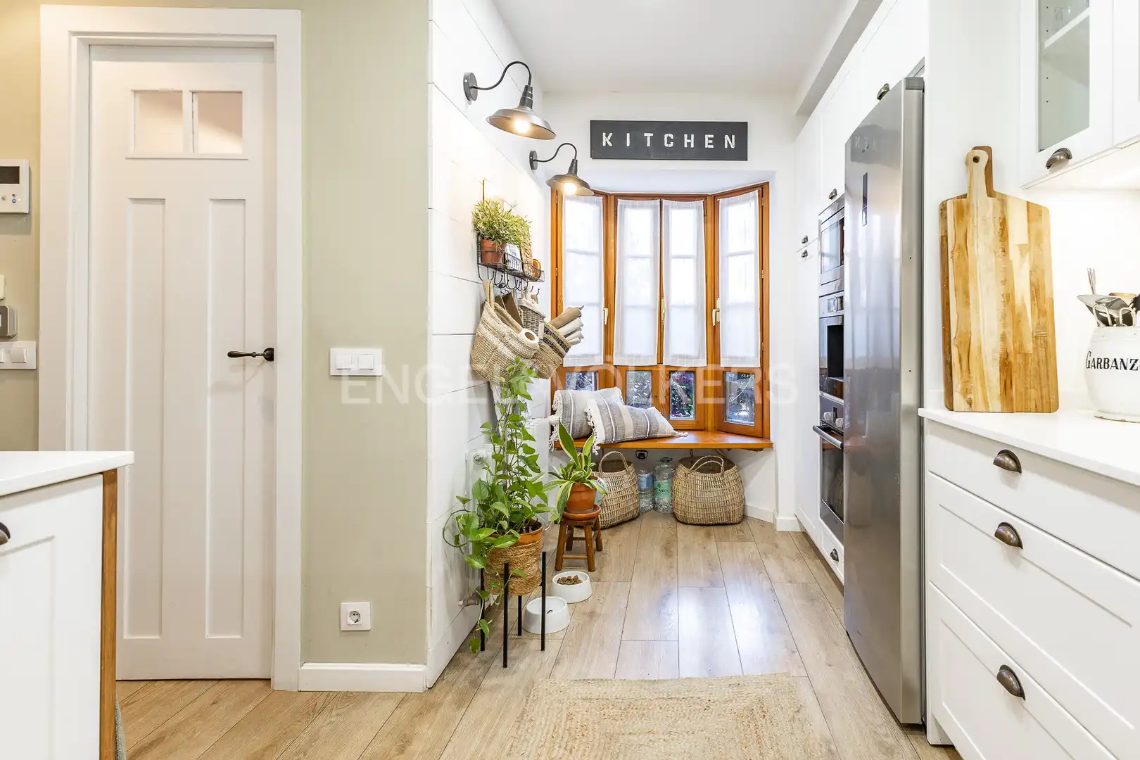 Cocina de Casa o chalet en venta en Badalona con Aire acondicionado, Calefacción y Jardín privado