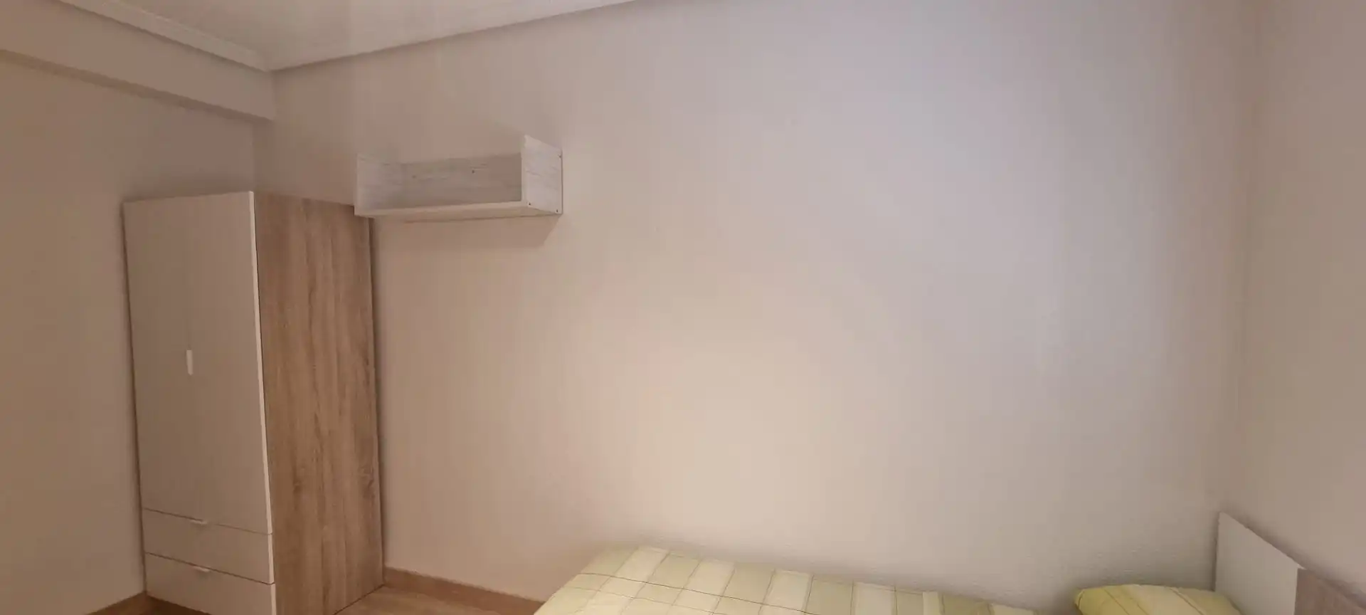 Bedroom of Flat for rent in Torrijos  with Air Conditioner and Furnished