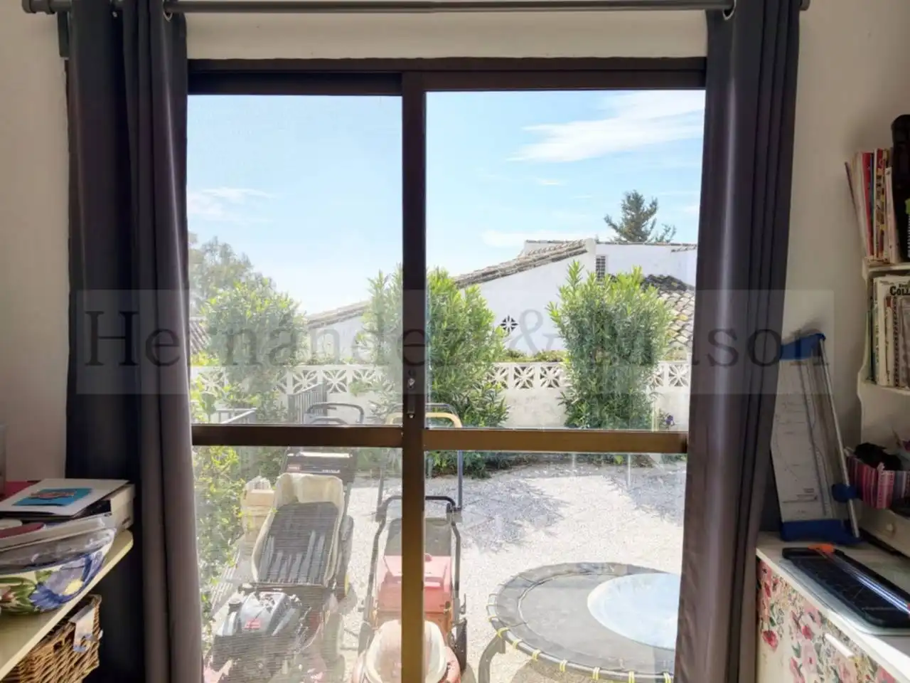 Exterior view of Houses for sale in Benalmádena  with Air Conditioner, Terrace and Swimming Pool