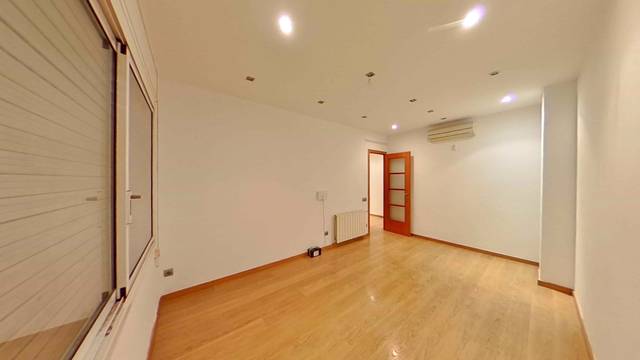 Piso en Venta en Lope De Vega en El Poblenou