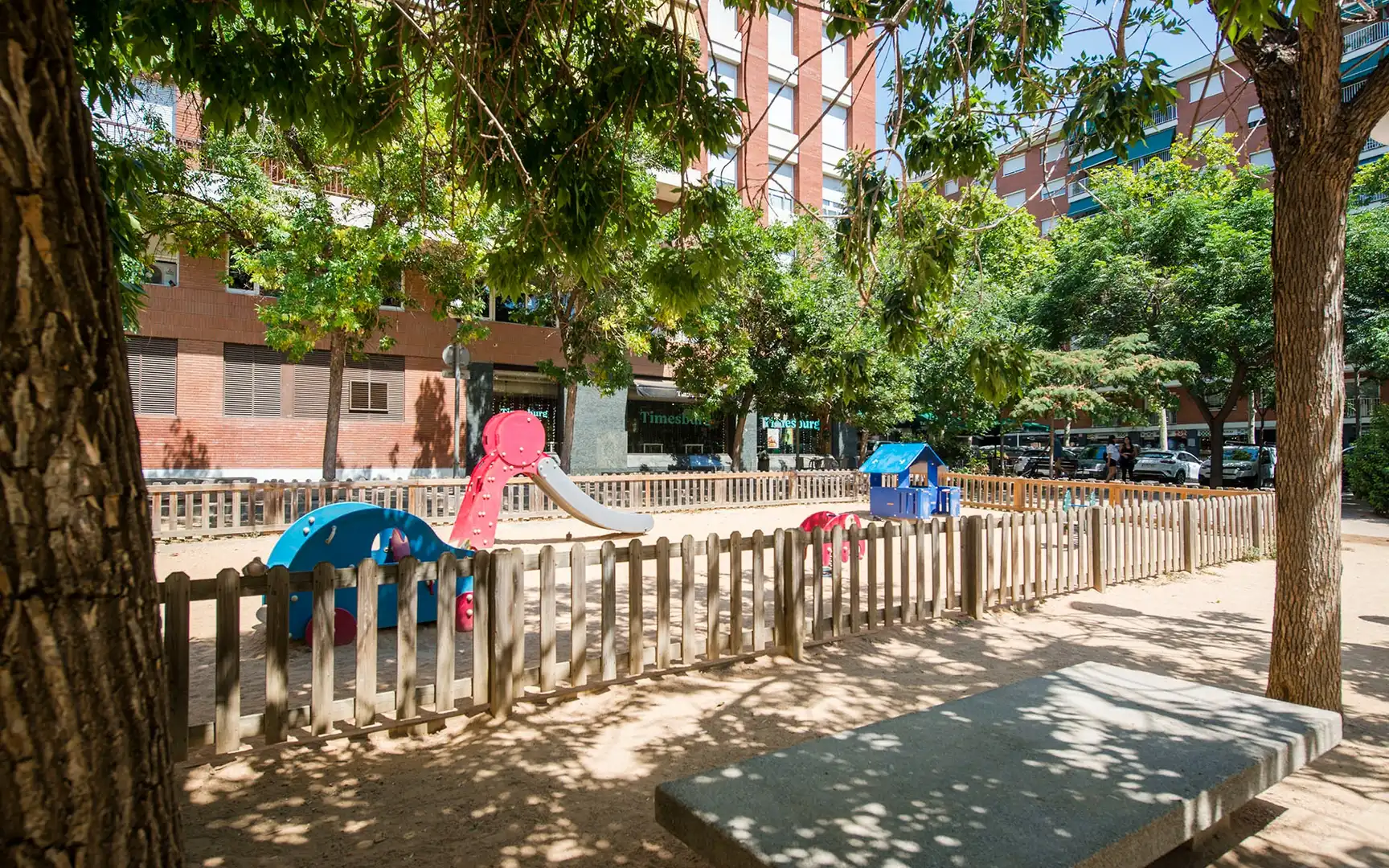 Exterior view of Flat for sale in Barcelona  with Air Conditioner, Heating and Terrace