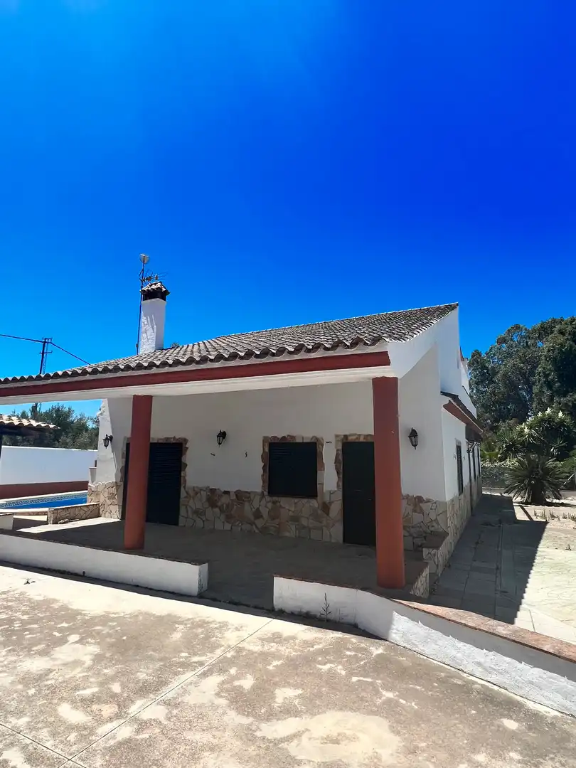 Vista exterior de Finca rústica en venda en Vejer de la Frontera amb Calefacció, Jardí privat i Terrassa