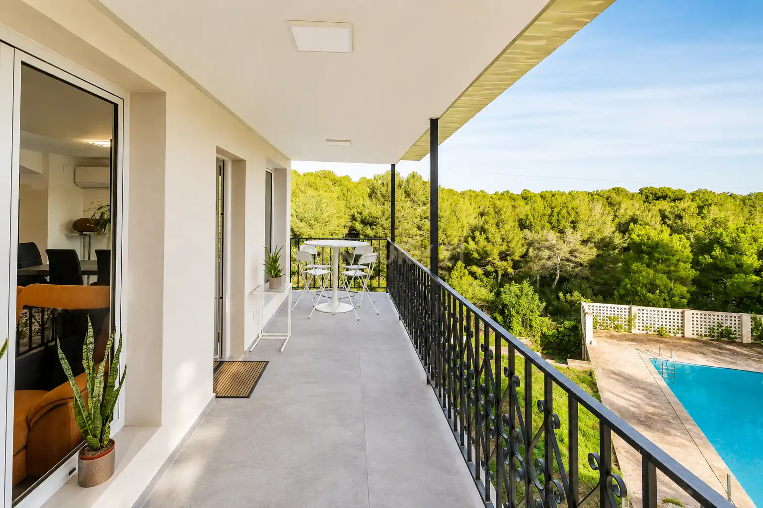 Villa con terrazza in vendita a REINES, imagen 5