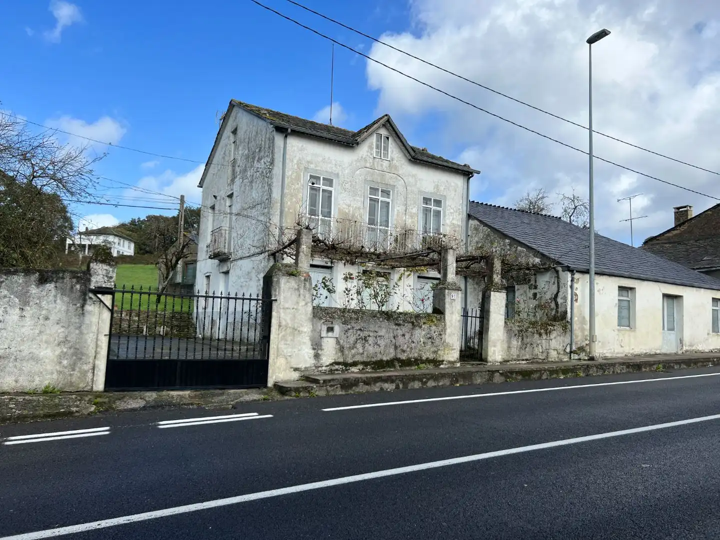 Casa rústica en venda a ESTRADA FONSAGRADA 91