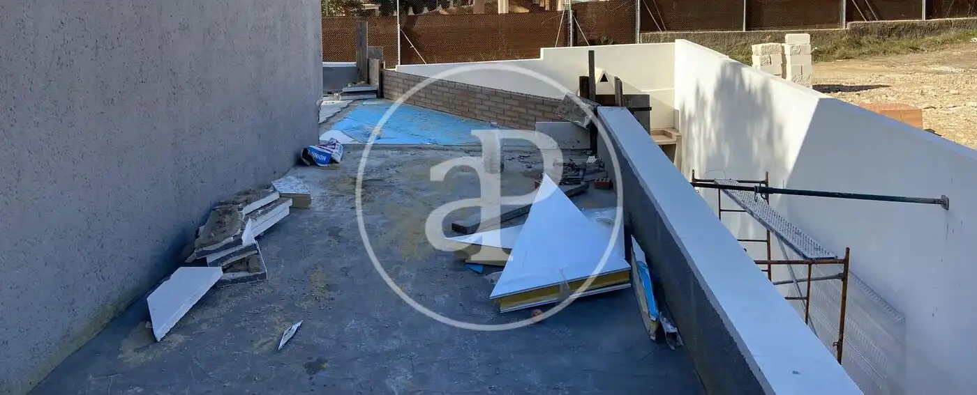 Casa adosada en venta en Godelleta con Jardín privado, Terraza y Balcón